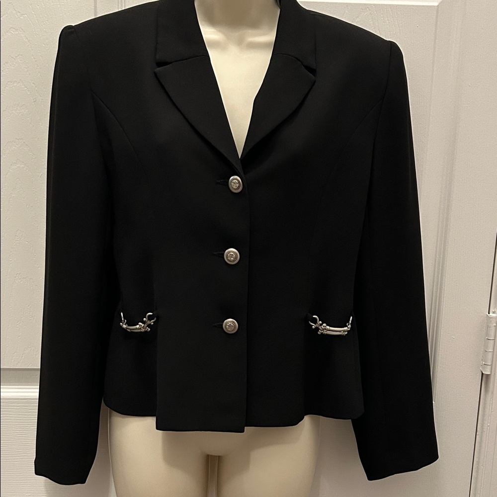 Elegant Black Women's Blazer